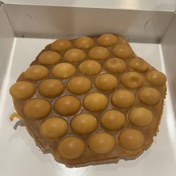 Joy Yee Plus - Hong Kong style bubble waffle with black sesame - Japanese Near Me - Chicago, Illinois