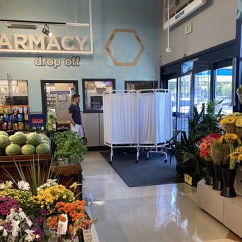 QFC - a pharmacy group store with flowers in the foreground - Grocery Near Me - Bellevue, Washington QFC - a pharmacy group store with flowers in the foreground - Grocery Near Me - Bellevue, Washington