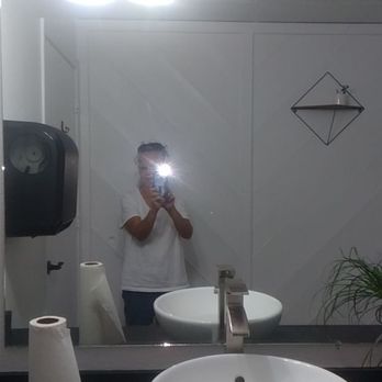 Upscale Rio - Bath rooms are unisex, clean and stocked. - Burgers Near Me - Rio Rancho, New Mexico