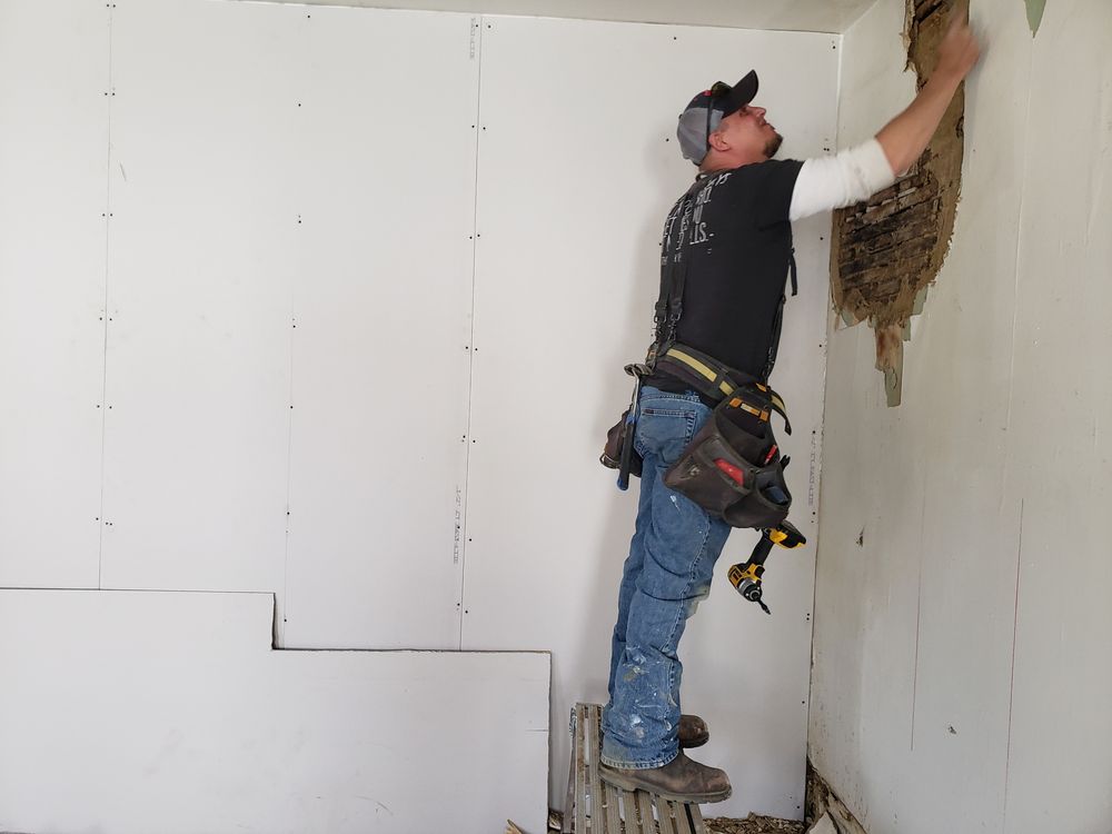 Slide of SS&S Contractors