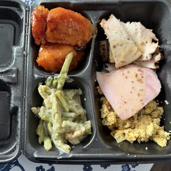 Pappas Bar-B-Q - Turkey Breast, ham, yams, beans and stuffing - Barbeque Near Me - Houston, Texas Pappas Bar-B-Q - Turkey Breast, ham, yams, beans and stuffing - Barbeque Near Me - Houston, Texas