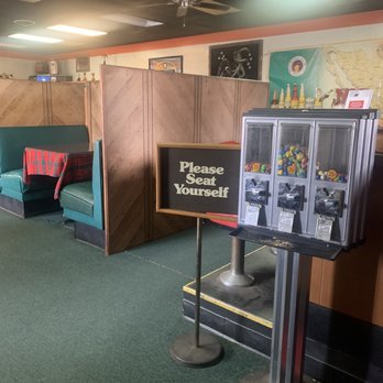El Central Cafe - seating and a sign - Mexican Near Me - Yuba City, California El Central Cafe - seating and a sign - Mexican Near Me - Yuba City, California
