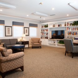 Commonwealth Senior Living at King's Grant House