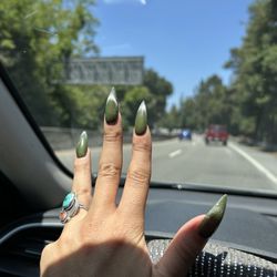 Cali Nails & Spa
