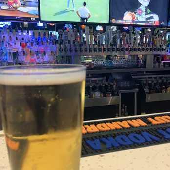 The Draft Sports Grill - Sports Bars Near Me - Mesa, Arizona