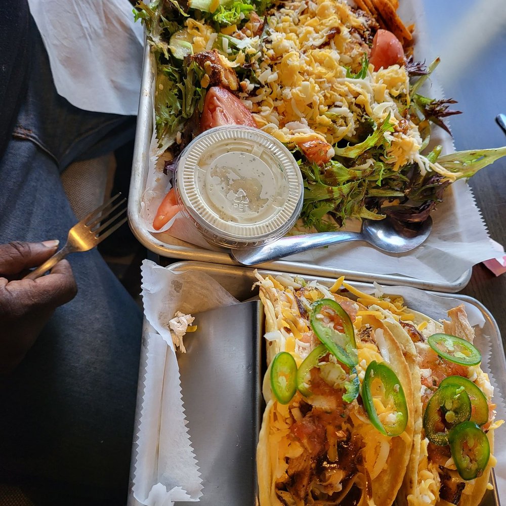 Hog Leg Barbecue - Bbq chicken salad and BBQ chicken tacos - Barbeque Near Me - Arab, Alabama Hog Leg Barbecue - Bbq chicken salad and BBQ chicken tacos - Barbeque Near Me - Arab, Alabama