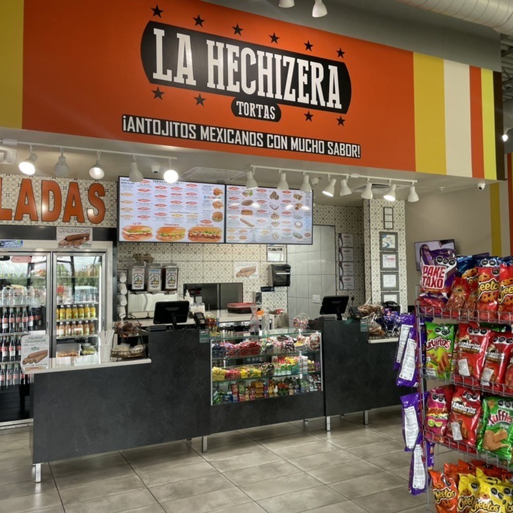 La Hechizera Tortas front counter