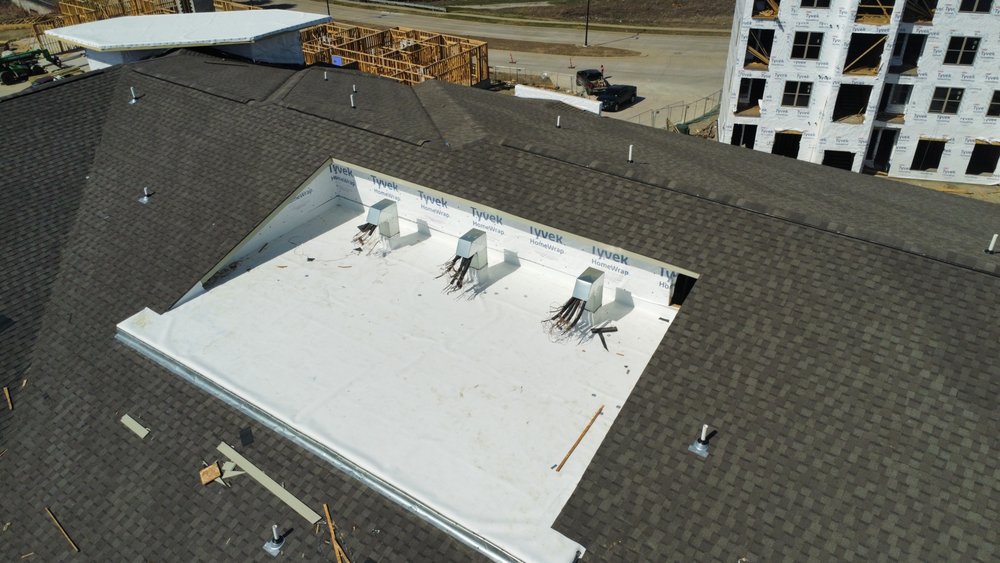 Slide of Marcos Roofing & Construction