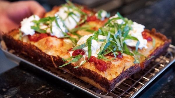 Belle Époque Pies by null