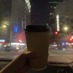 Dirty Matcha (hot) w Caramel   The best matcha