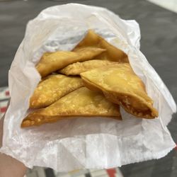 Verona Chinese Kitchen - Crab rangoon