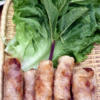 U Bar & Restaurant - Vietnamese Spring Rolls (Cha Gio; 越南春卷) - Vietnamese Near Me - Brooklyn, New York U Bar & Restaurant - Vietnamese Spring Rolls (Cha Gio; 越南春卷) - Vietnamese Near Me - Brooklyn, New York