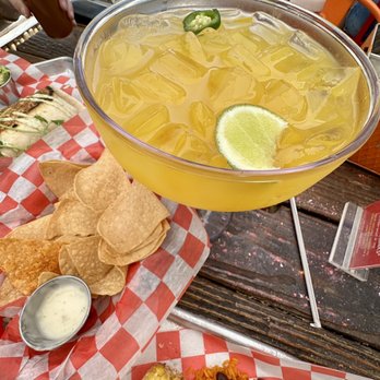 Taco Beach Shack - margarita and chips - Bars Near Me - Hollywood, Florida Taco Beach Shack - margarita and chips - Bars Near Me - Hollywood, Florida