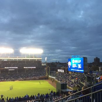 Wrigley Rooftops - View - Stadiums & Arenas Near Me - Chicago, Illinois