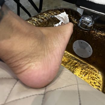 Pandora Nail Spa - Irritated my foot is snagging on their towel after a fresh pedicure. - Nail Salons Near Me - Lafayette, California Pandora Nail Spa - Irritated my foot is snagging on their towel after a fresh pedicure. - Nail Salons Near Me - Lafayette, California