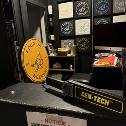White Collar Security Solutions - Service of the Four Day Weekend Comedy club