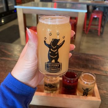 Hesher's Pizza - Pizza Near Me - Oakland, California