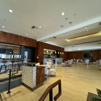Equinox - Non existent restaurant space - Gyms Near Me - Los Angeles, California Equinox - Non existent restaurant space - Gyms Near Me - Los Angeles, California