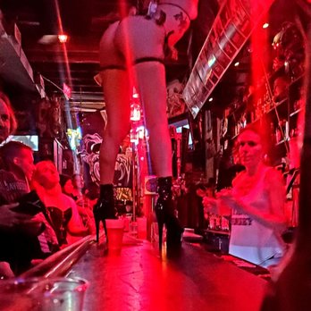 LUCKY 13 SALOON - Updated January 2026 - 119 Photos & 106 Reviews - 644