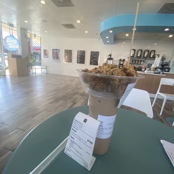 BingBing - Premium Oolong milk Tea with Popcorn chicken combo (11.50) - Coffee & Tea Near Me - Fremont, California