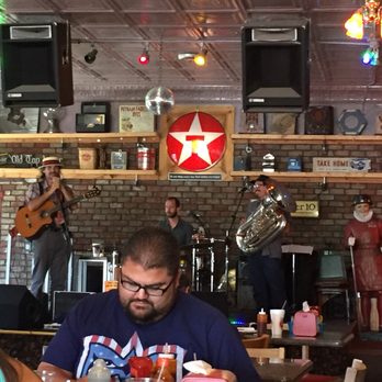 Sparkys BBQ and Espresso - Burgers Near Me - Hatch, New Mexico
