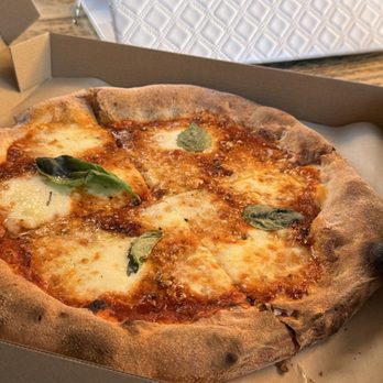 Kuro Artisanal Pizza - Pizza Near Me - Costa Mesa, California