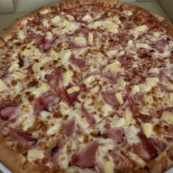 Avon Pizza - Hawaiian Pizza - Salad Near Me - Avon, Connecticut