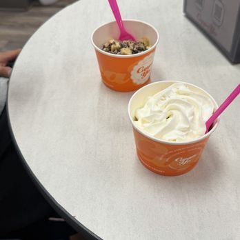 Cuppa Yo Frozen Yogurt - Small Fro-yo with Toppings - Ice Cream & Frozen Yogurt Near Me - Buckeye, Arizona Cuppa Yo Frozen Yogurt - Small Fro-yo with Toppings - Ice Cream & Frozen Yogurt Near Me - Buckeye, Arizona