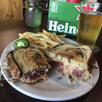 Whelan's Irish Pub - House-made corned beef Ruben - Irish Pub Near Me - Portland, Oregon Whelan's Irish Pub - House-made corned beef Ruben - Irish Pub Near Me - Portland, Oregon