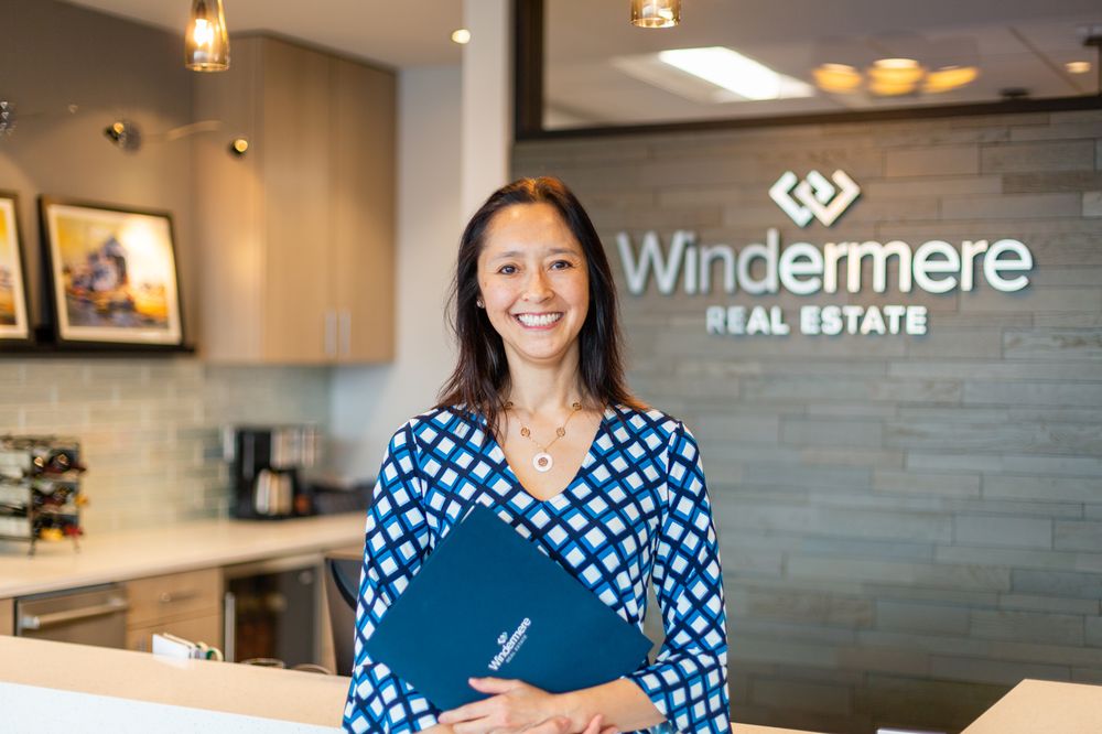 TINA CHUN 12 Photos Mukilteo, Washington Real Estate Agents