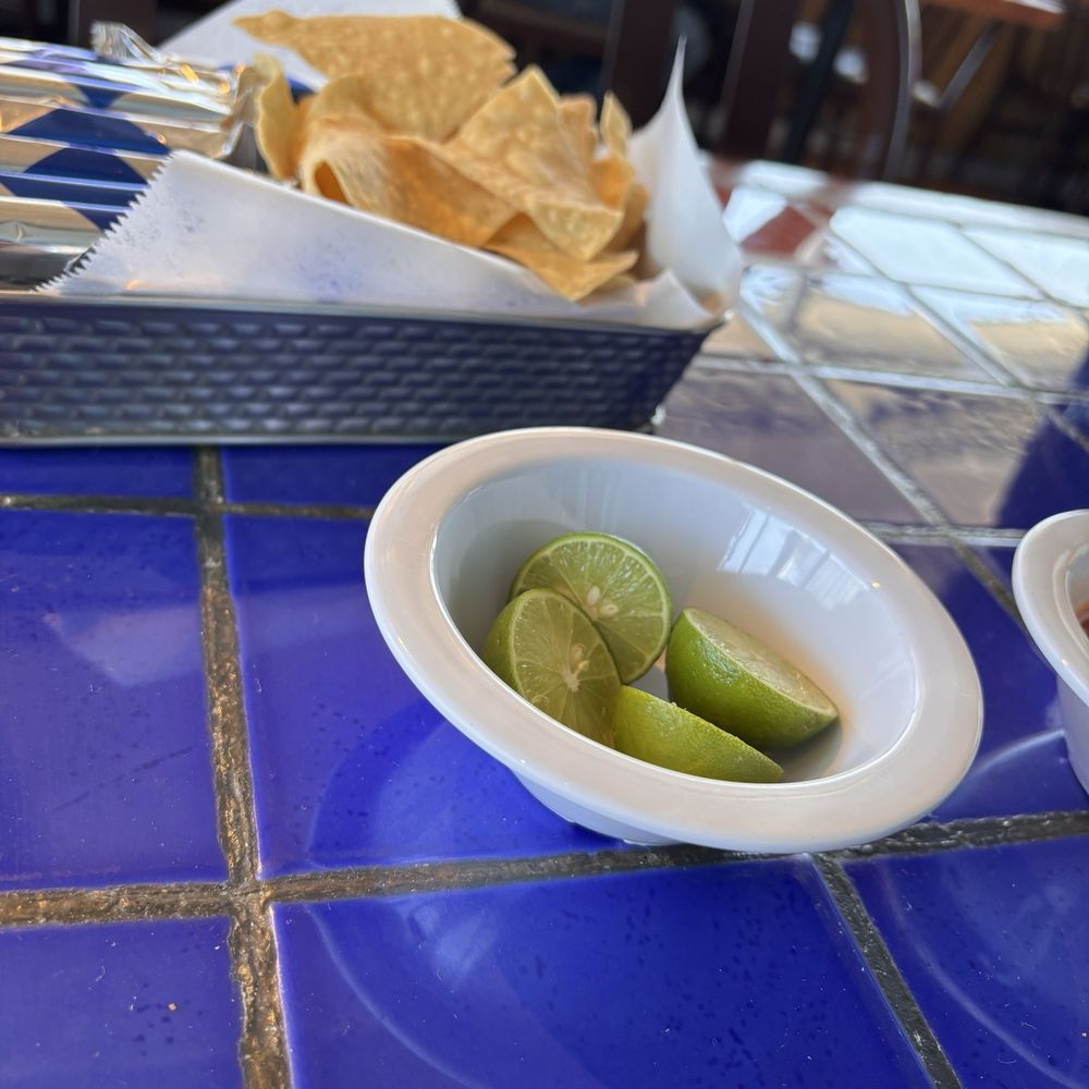 Mariscos Chihuahua - Hips and salsa - Seafood Near Me - Tucson, Arizona Mariscos Chihuahua - Hips and salsa - Seafood Near Me - Tucson, Arizona