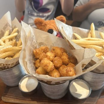 Brgr Kitchen Plus Bar - Combo - Burgers Near Me - Kansas City, Missouri