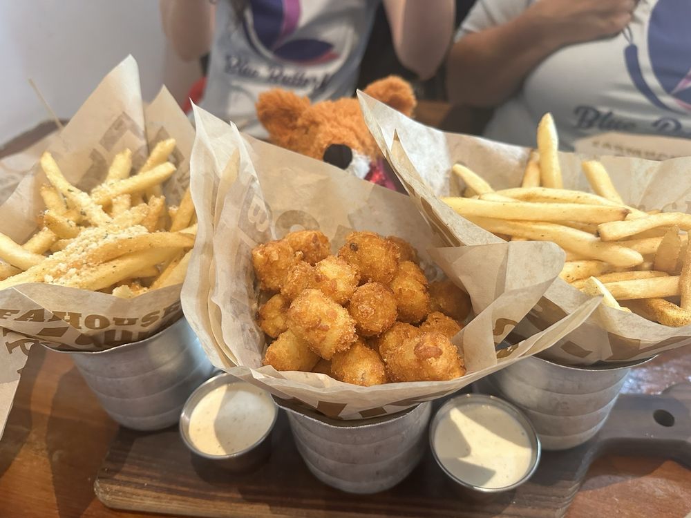 Brgr Kitchen Plus Bar