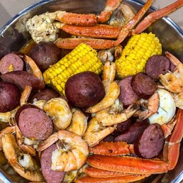 I call that a low country boil I call that a low country boil