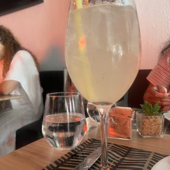 Amor y Sal - Cucumber spritzer (delicisio) - Breakfast & Brunch Near Me - San Juan, Puerto Rico