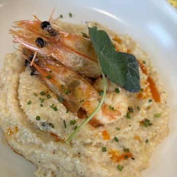 Middle Child - Shrimp and grits - Breakfast & Brunch Near Me - Las Vegas, Nevada Middle Child - Shrimp and grits - Breakfast & Brunch Near Me - Las Vegas, Nevada