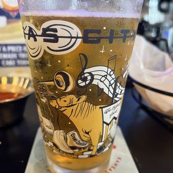 El Plato Mexican Grill & Cantina - Cold Corona premier on tap - Mexican Near Me - Lee's Summit, Missouri