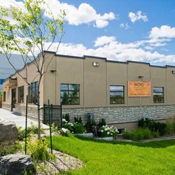 Inovo Medical - We offer Chronic Pain Management, PRP, Physio & Chiro, and cosmetic treatments