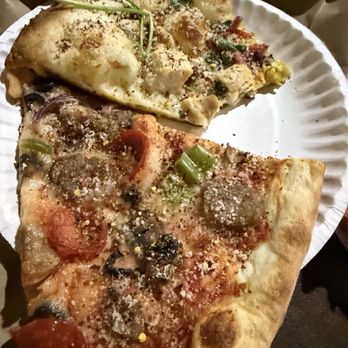 Landini's Pizzeria - Pizza Near Me - San Diego, California Landini's Pizzeria - Pizza Near Me - San Diego, California
