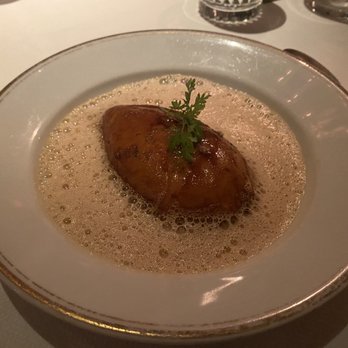 Le Coucou - Quenelle de brochet, sauce américaine - French Near Me - New York, New York Le Coucou - Quenelle de brochet, sauce américaine - French Near Me - New York, New York