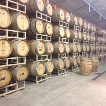 Agua Dulce Winery - Wine up to the walls! - Wineries Near Me - Agua Dulce, California