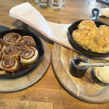 Batch Local Kitchen: Fort Lauderdale - Cast Iron Pecan Cinnamon Rolls Buttermilk Drop Biscuits - American Near Me - Fort Lauderdale, Florida Batch Local Kitchen: Fort Lauderdale - Cast Iron Pecan Cinnamon Rolls Buttermilk Drop Biscuits - American Near Me - Fort Lauderdale, Florida