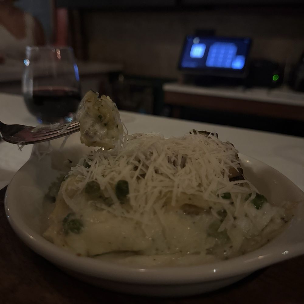Si Papa - Veggie Lasagna - Italian Near Me - Miami, Florida Si Papa - Veggie Lasagna - Italian Near Me - Miami, Florida