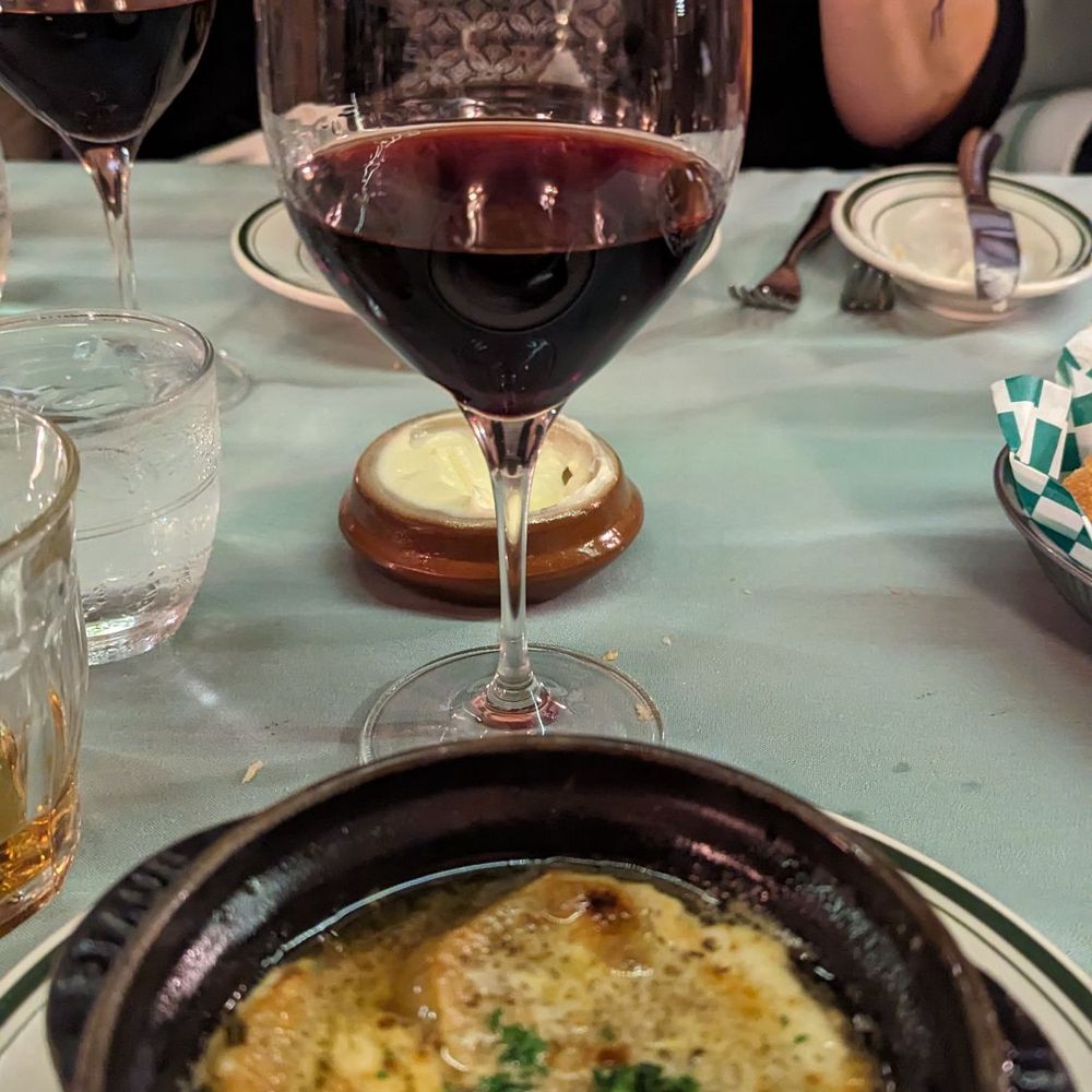 Saint-Emilion Restaurant - French Near Me - Fort Worth, Texas Saint-Emilion Restaurant - French Near Me - Fort Worth, Texas