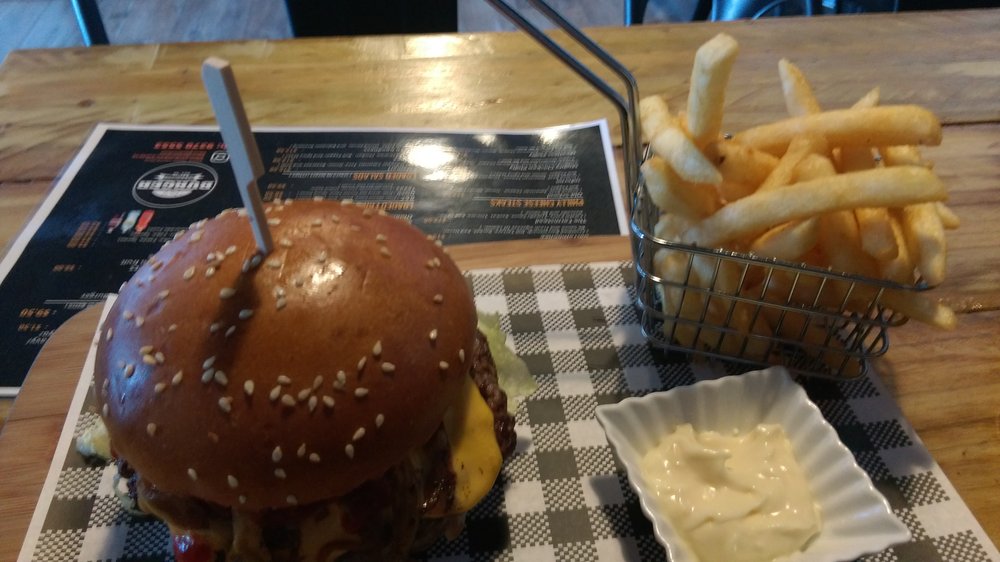 BURGER KITCHEN Updated March 2024 19 Photos 24 Margaret St