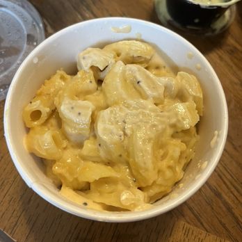 Bill & Tim's Barbecue - Mac and cheese side - Barbeque Near Me - Eugene, Oregon Bill & Tim's Barbecue - Mac and cheese side - Barbeque Near Me - Eugene, Oregon
