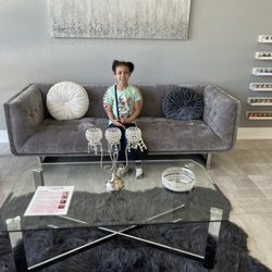 Fantastic Nails - Reception area
