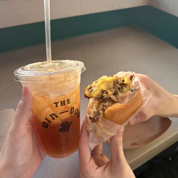 The Win-Dow Long Beach - DOUBLE CHEESEBURGER and ICED TEA - Burgers Near Me - Long Beach, California The Win-Dow Long Beach - DOUBLE CHEESEBURGER and ICED TEA - Burgers Near Me - Long Beach, California