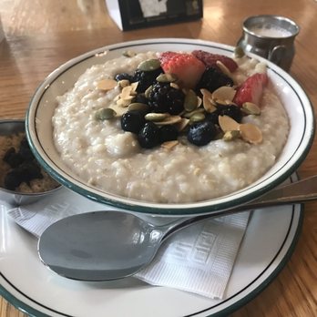 1886 Cafe & Bakery - Steel Cut Oatmeal - American Near Me - Austin, Texas 1886 Cafe & Bakery - Steel Cut Oatmeal - American Near Me - Austin, Texas