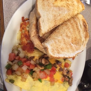 Smitty's Pancake House - Four egg omelette - Breakfast & Brunch Near Me - Wenatchee, Washington